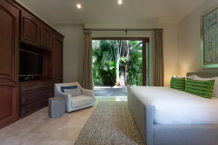 Casa La Vida, Casita Suite 6: king bedroom with garden doors